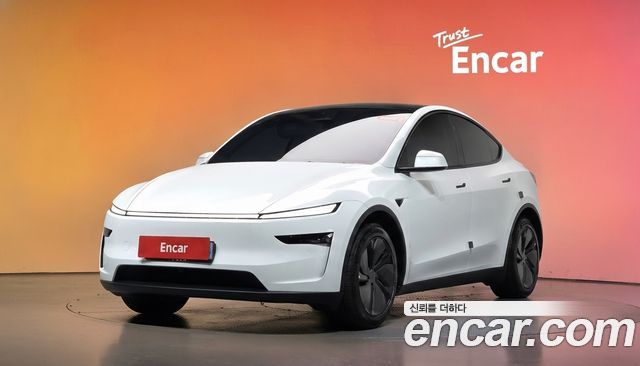 Tesla Model Y RWD