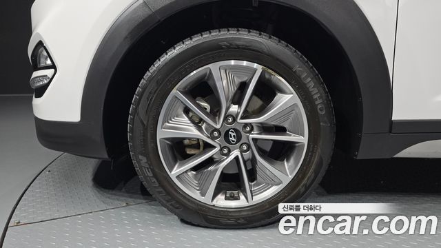 Hyundai Tucson Gasoline 1.6 turbo 2WD Premium 2018 — фото 5