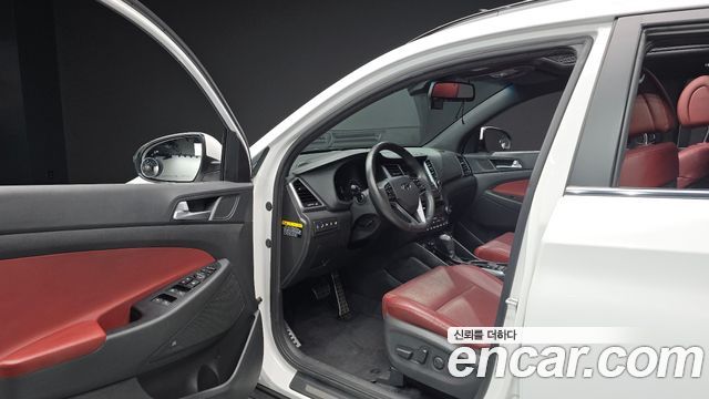 Hyundai Tucson Gasoline 1.6 turbo 2WD Premium 2018 — фото 10