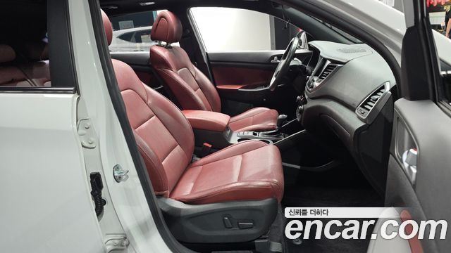 Hyundai Tucson Gasoline 1.6 turbo 2WD Premium 2018 — фото 12