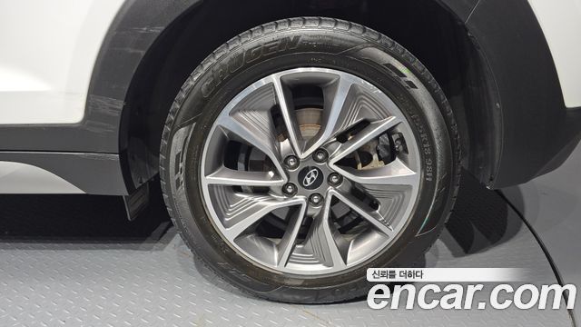 Hyundai Tucson Gasoline 1.6 turbo 2WD Premium 2018 — фото 21