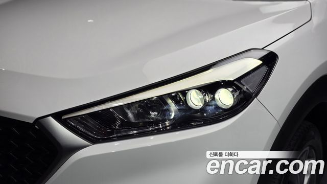 Hyundai Tucson Gasoline 1.6 turbo 2WD Premium 2018 — фото 22