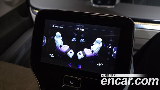 Kia Carnival (IV) Gasoline 4-Seater Hi-Limousine Signature 2023 — фото 21