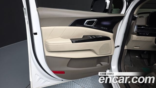 Kia Carnival (IV) Gasoline 4-Seater Hi-Limousine Signature 2023 — фото 30