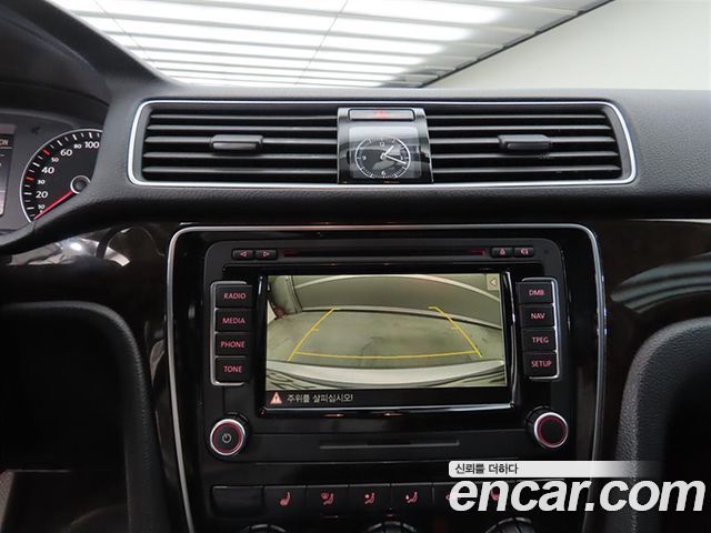Volkswagen Passat 2.0 TDI B7 2015 — фото 20