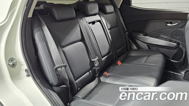 KG Mobility (SsangYong) Very New Tivoli Gasoline 1.5 2WD V3 2022 — фото 12