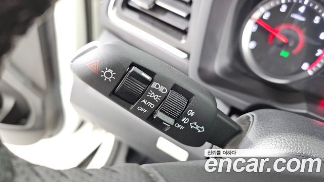 KG Mobility (SsangYong) Very New Tivoli Gasoline 1.5 2WD V3 2022 — фото 27