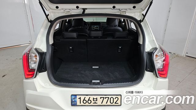 KG Mobility (SsangYong) Very New Tivoli Gasoline 1.5 2WD V3 2022 — фото 32