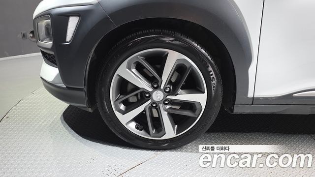 Hyundai Kona 1.6 Turbo 2WD Modern Art 2018 — фото 5
