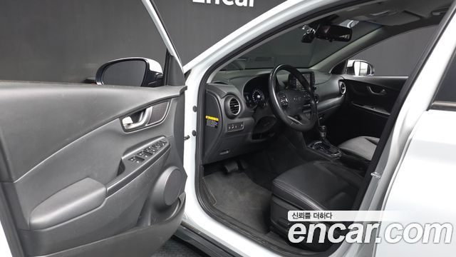Hyundai Kona 1.6 Turbo 2WD Modern Art 2018 — фото 10