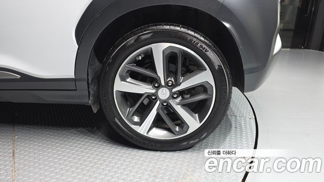 Hyundai Kona 1.6 Turbo 2WD Modern Art 2018 — фото 21