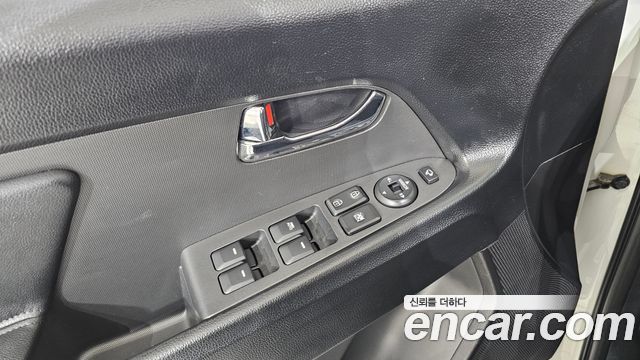 Kia Sportage R Diesel 2WD TLX Premium 2012 — фото 14