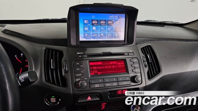 Kia Sportage R Diesel 2WD TLX Premium 2012 — фото 17