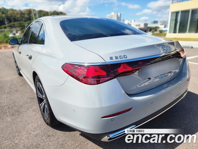 Mercedes-Benz E-Class (W214) E200 Avantgarde 2025 — фото 4