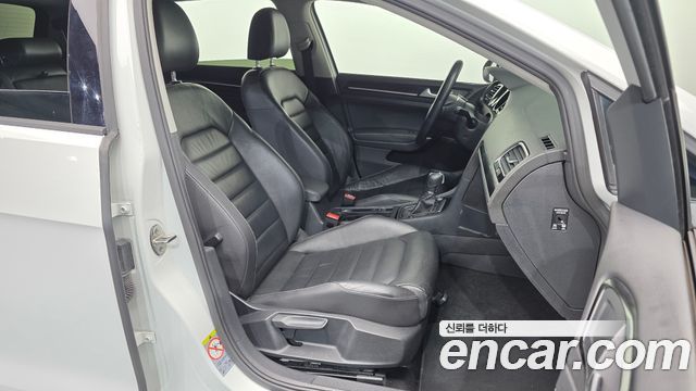 Volkswagen Golf (VII) 1.4 TSI Premium 2014 — фото 11