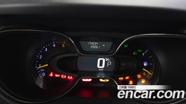 Renault Korea QM3 RE 2015 — фото 8