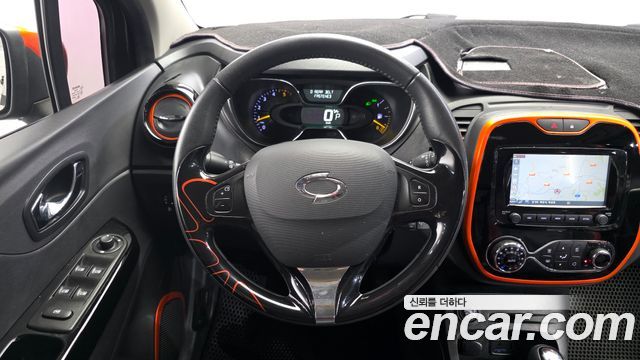 Renault Korea QM3 RE 2015 — фото 13