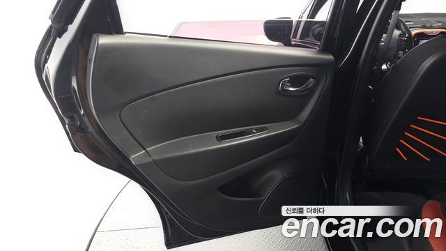 Renault Korea QM3 RE 2015 — фото 25