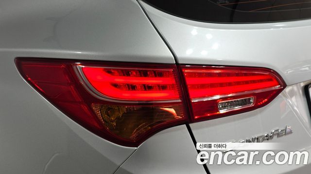 Hyundai Santa Fe (DM) Diesel(e-VGT) 2.0 2WD Exclusive 2015 — фото 23