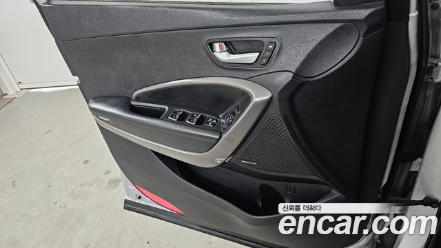 Hyundai Santa Fe (DM) Diesel(e-VGT) 2.0 2WD Exclusive 2015 — фото 24