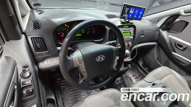 Hyundai Grand Starex 3-Seater VAN CVX Luxury 2016 — фото 7