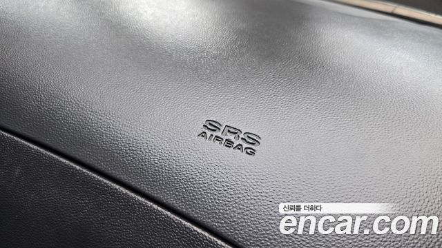 Hyundai Grand Starex 3-Seater VAN CVX Luxury 2016 — фото 17