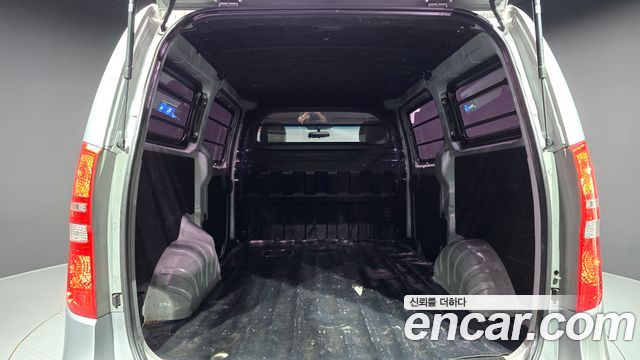 Hyundai Grand Starex 3-Seater VAN CVX Luxury 2016 — фото 20