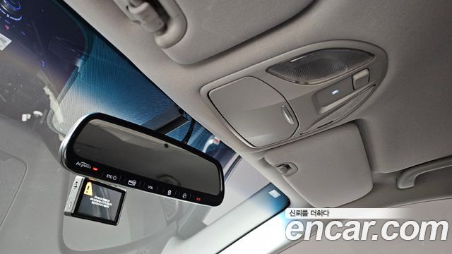 Hyundai Santa Fe (DM) Diesel(e-VGT) 2.0 2WD Premium 2015 — фото 16