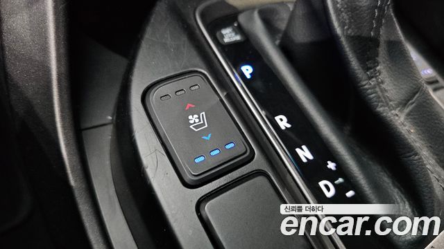 Hyundai Santa Fe (DM) Diesel(e-VGT) 2.0 2WD Premium 2015 — фото 20