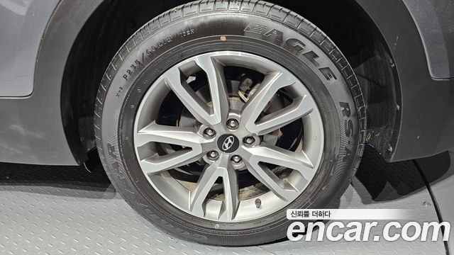 Hyundai Santa Fe (DM) Diesel(e-VGT) 2.0 2WD Premium 2015 — фото 21