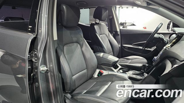 Hyundai Santa Fe (DM) Diesel(e-VGT) 2.0 2WD Premium 2015 — фото 26