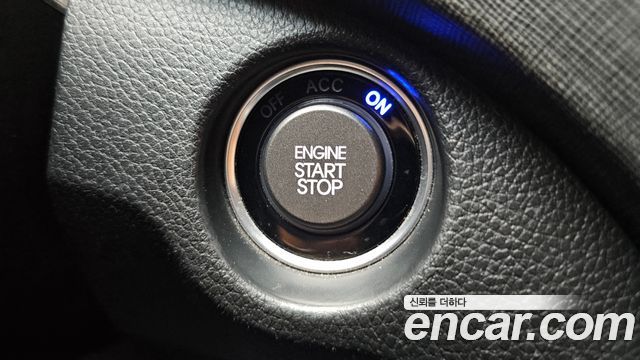 Hyundai Santa Fe (DM) Diesel(e-VGT) 2.0 2WD Premium 2015 — фото 27