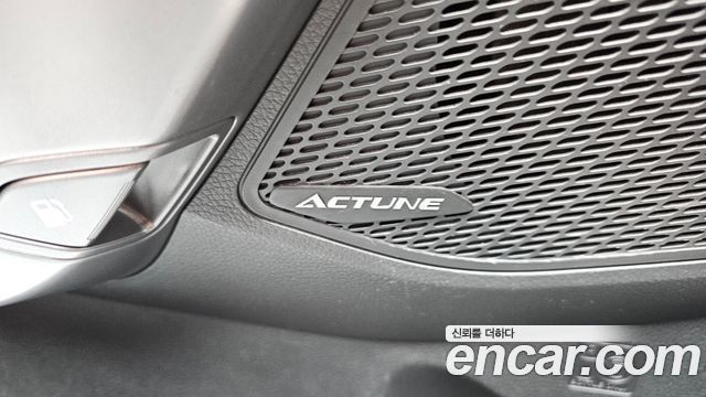 Hyundai Santa Fe (DM) Diesel(e-VGT) 2.0 2WD Premium 2015 — фото 31