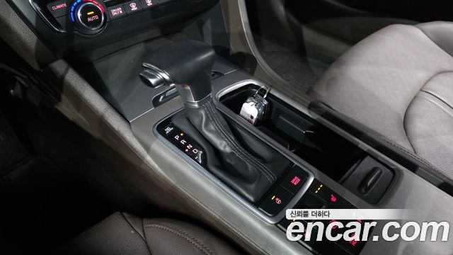 Kia K5 Hybrid (II) Noblesse 2020 — фото 9