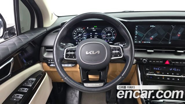 Kia Carnival (IV) Gasoline 7-seater Limousine(Special vehicle) 2021 — фото 14