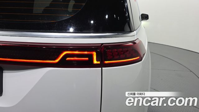 Kia Carnival (IV) Gasoline 7-seater Limousine(Special vehicle) 2021 — фото 23