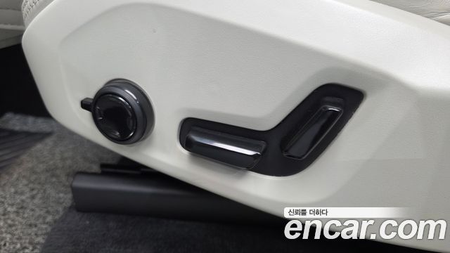Volvo XC90 (II) T8 Ultimate Bright Hybrid 2022 — фото 35