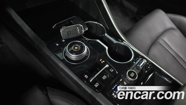 Kia K5 (III) 2.0 Prestige 2023 — фото 9