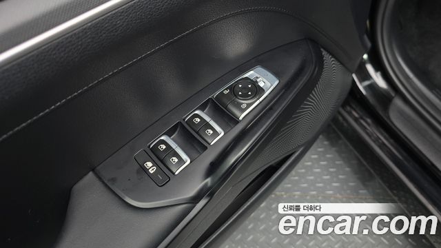 Kia K5 (III) 2.0 Prestige 2023 — фото 15
