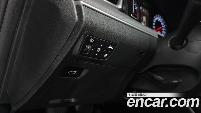 Kia K5 (III) 2.0 Prestige 2023 — фото 16