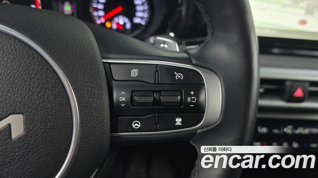 Kia K5 (III) 2.0 Prestige 2023 — фото 18