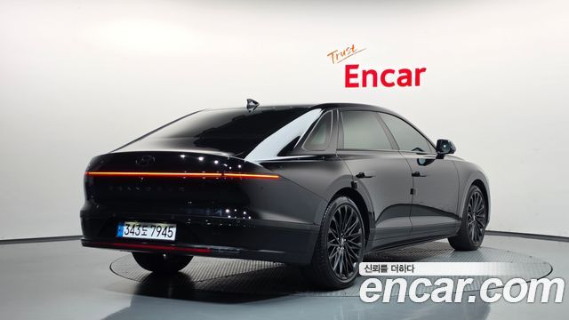 Hyundai Grandeur Hybrid (GN7) Calligraphy 2023 — фото 2