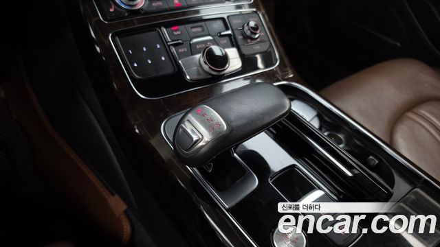 Audi A8 50 TDI Quattro LWB D4 2015 — фото 9