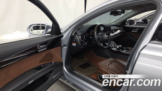 Audi A8 50 TDI Quattro LWB D4 2015 — фото 10