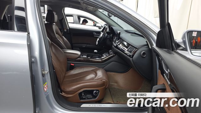 Audi A8 50 TDI Quattro LWB D4 2015 — фото 11