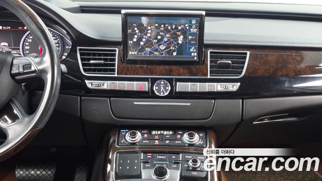 Audi A8 50 TDI Quattro LWB D4 2015 — фото 14