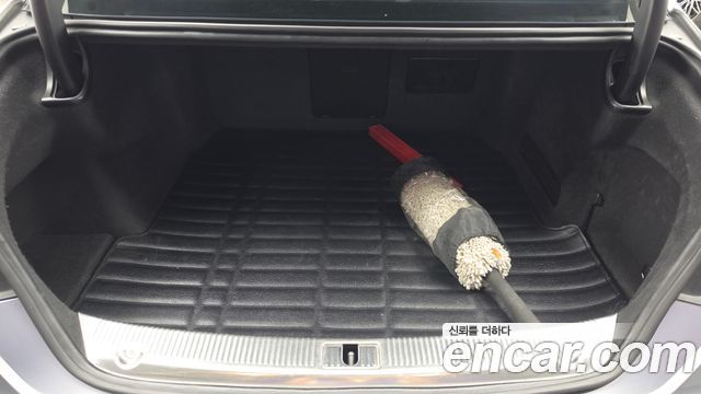 Audi A8 50 TDI Quattro LWB D4 2015 — фото 16