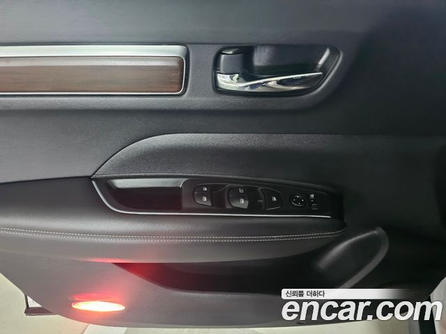 Renault Korea QM6 2.0 LPe RE Signature 2WD 2020 — фото 10