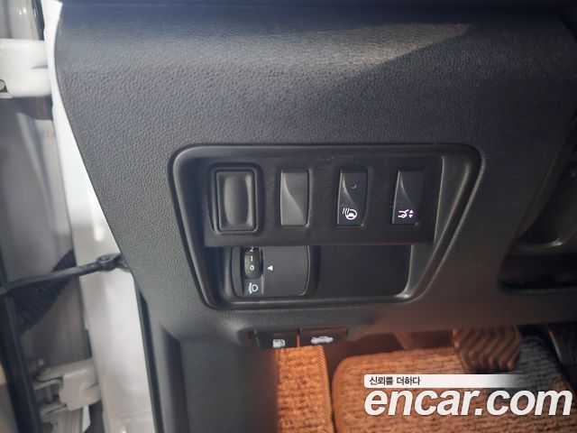 Renault Korea QM6 2.0 LPe RE Signature 2WD 2020 — фото 11