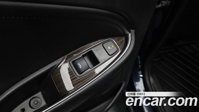 Chevrolet Malibu 2.0 Turbo LTZ Premium 2018 — фото 19